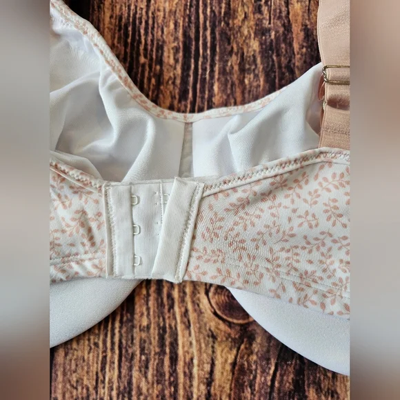 Bali •Size 42DD• Minimizer Underwire Pink Leaf Comfort Bra Brand New w/ Tags - Picture 5 of 9